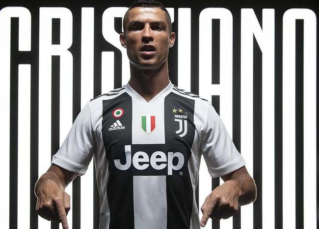 埃及媒体：有沙特俱乐部将会为萨拉赫开出超过C罗薪水的待遇（埃媒：沙特俱乐部拟向萨拉赫开出高于C罗的薪资待遇）