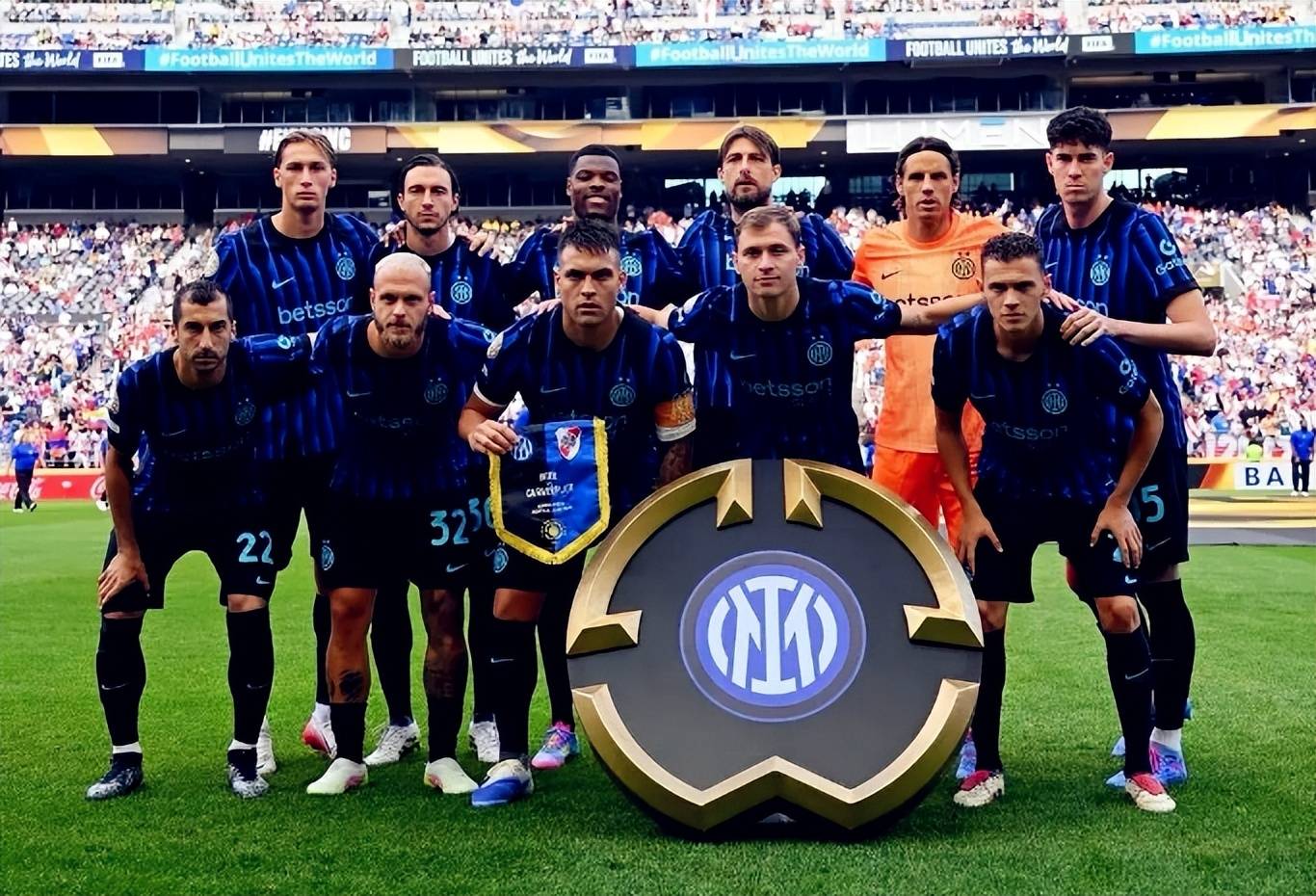 古利特为贝林厄姆辩护，称其是皇马中场失衡受害者（古利特力挺贝林厄姆：他成了皇马中场失衡的牺牲品）