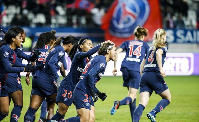 赫内斯：拜仁曾有盖德-穆勒等一众神锋，凯恩绝不逊色于他们（赫内斯：拜仁历代神锋如盖德-穆勒，凯恩丝毫不逊于他们）