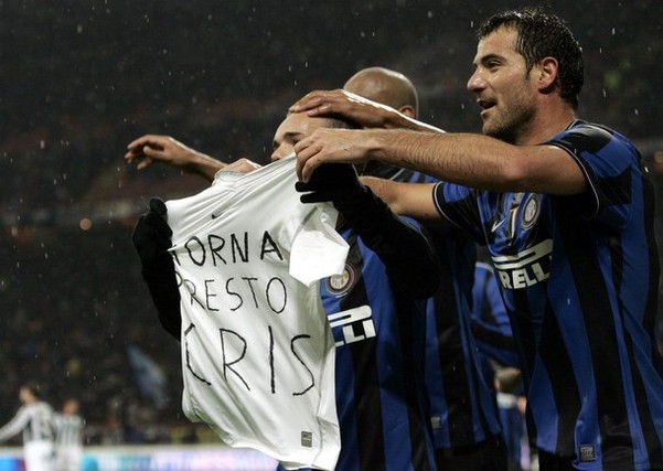 孔帕尼：我有关注曼城希望他们英超夺冠；连胜时我们也要反思（孔帕尼：关注曼城盼其英超封王；即便连胜仍需反思）