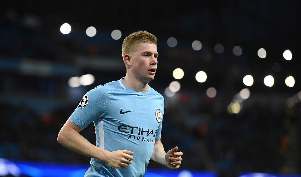 NBA最佳阵容公布：詹姆斯入选,（NBA年度最佳阵容出炉：詹姆斯榜上有名）