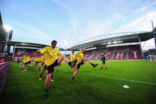 马尔基尼奥斯：巴西阵容依然很强，想和内马尔一起参加世界杯（马尔基尼奥斯：巴西阵容依旧强劲，盼与内马尔携手征战世界杯）