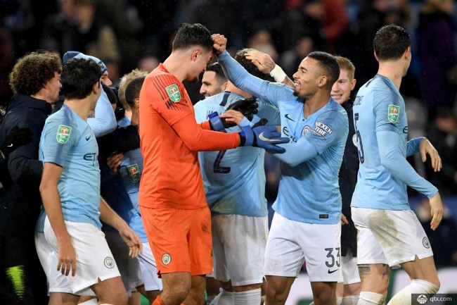 半场战报：奥萨苏纳2-0莱万特，鲁文-加西亚、维克托-穆尼奥斯破门（半场快讯：奥萨苏纳2-0领先莱万特，鲁文-加西亚与维克托-穆尼奥斯建功）